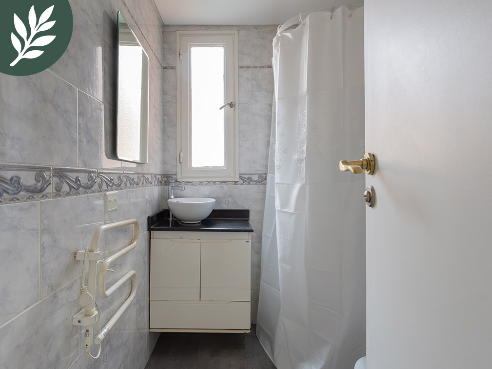 Baño completo del departamento temporario en Belgrano