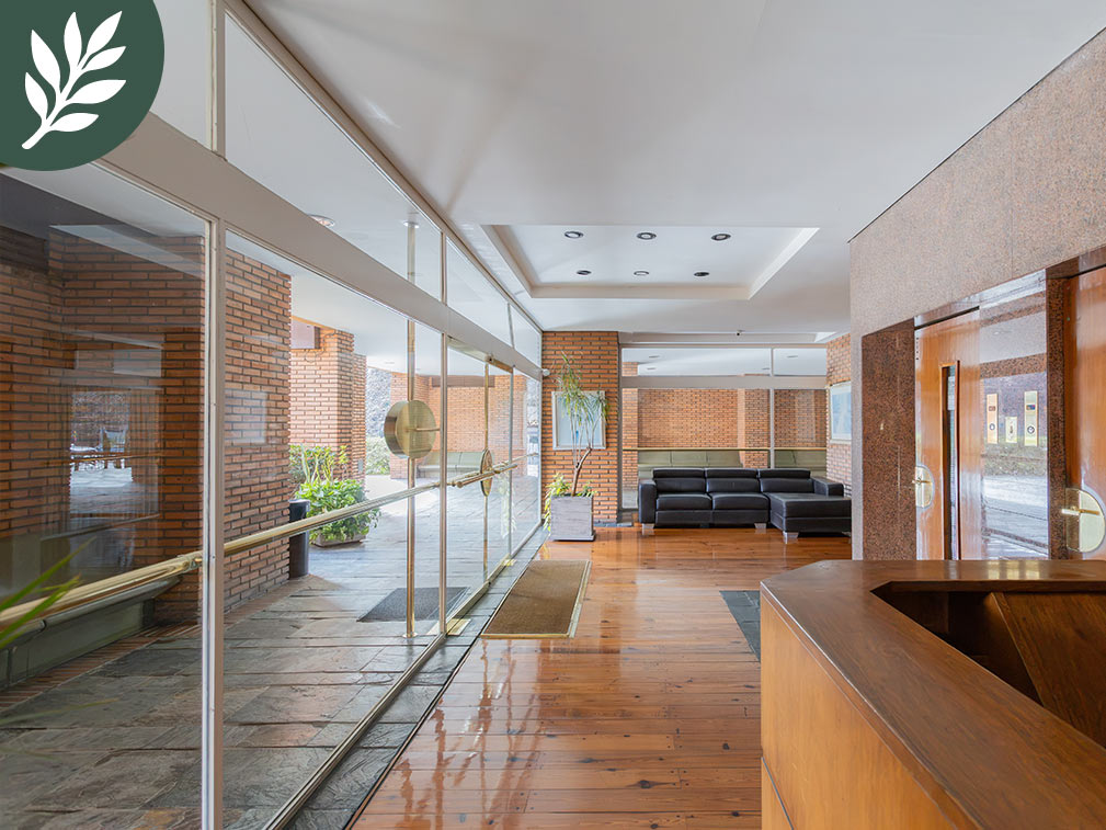 Edificio y accesos del departamento temporario en Belgrano
